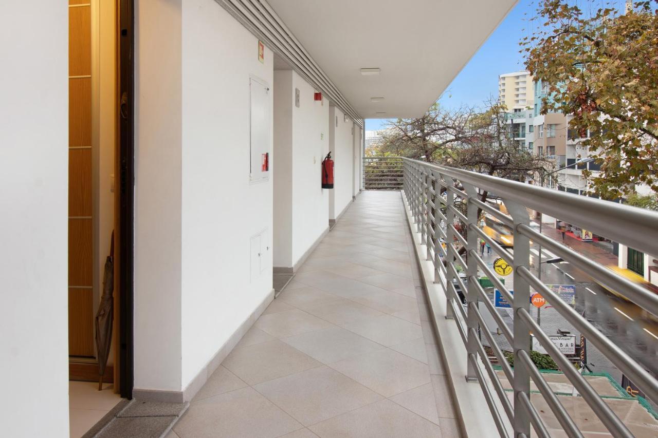 Dfm Happy Days B - Funchal Appartement Buitenkant foto
